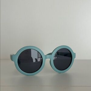 Newborn Round Aqua Sunglasses